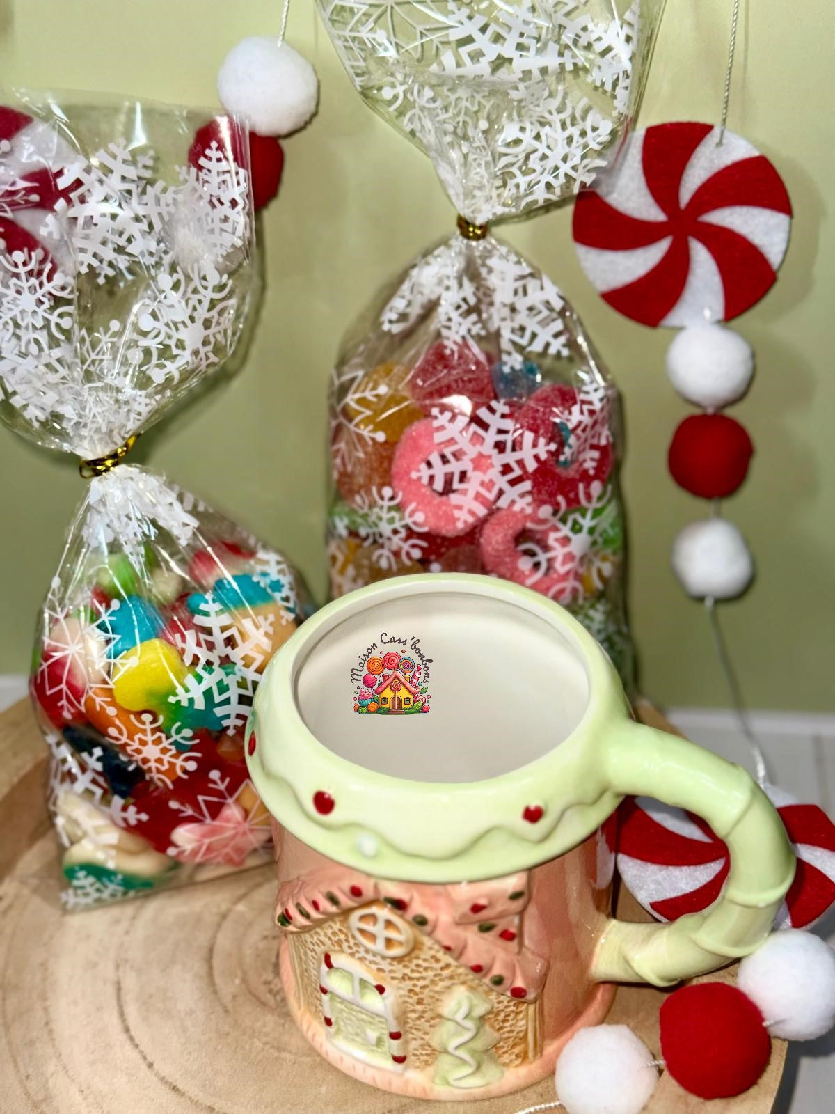 Tasse de Noël garnie de 300g de bonbons